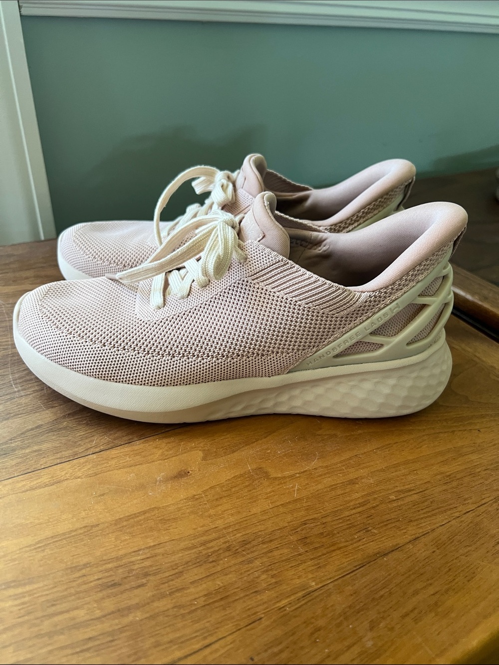 Kizik Athens Fawn sneakers 7.5